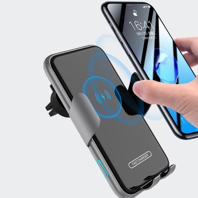 Chine Support sans fil magnétique de téléphone de chargeur de voiture rapide automatique de 360 degrés à vendre