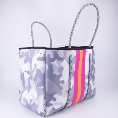 China Wholesale Perforated Neoprene Fashion Tote Bag Waterproof Beach Bag Camouflage Shoulder Handbag Durable for sale