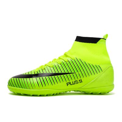 China Anti-slip Turf Men Soccer Shoes Cleats Soccer Boots High Ankle Sport Training Sneakers Dropshipping for sale