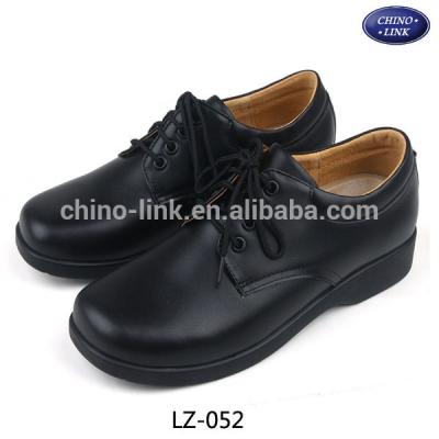 China Cheap popular design lace up school leather shoe for kids for sale