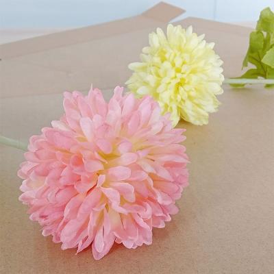 China Beautiful Style Artificial Flower Dandelion Bouquet Fake Flower Ball Silk Flower Ball Chrysanthemum for sale