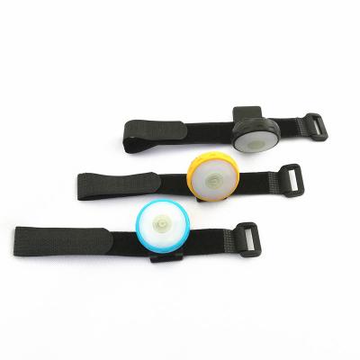 China 2021 Outdoor Small Compact Removeable Strap Usb Rechargeable Easy Care Clip Running Safety Strobe Wrist Band Arm Led Flashing Light for sale