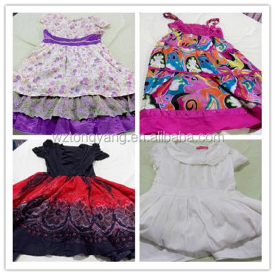 China Fashion and Popular Hot Selling Second Hand Clothing to Europe Wholesale Prom Dress Companies for sale