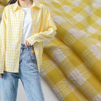 China NEW FASHION Wrinkle TEXTILE FABRICS TWO TONE Resistant Bubble Chiffon Cationic Fabric With Checks for sale