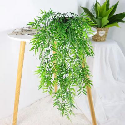 China Artificial Home Wall Leaves Green Grow Leaves Garland Artificial Wall Hanging Plants For Home Decoration for sale