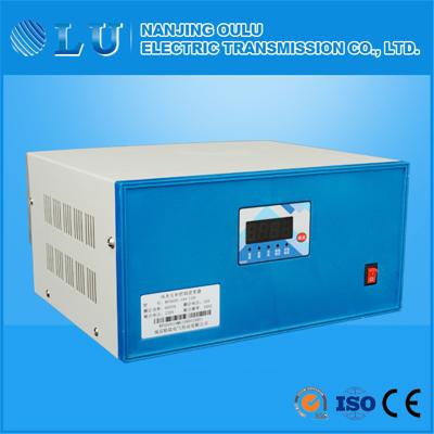 中国 Pure sine wave control inverter 24V 500W 600W 800W 1000W solar power system controller inverter integrated machine 販売のため