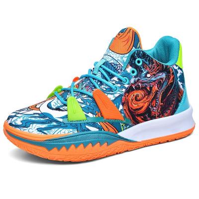 China Cushioning New Design Graffiti Men's Casual Shoes Outdoor Breathable Sneakers Fashion Retro Basketball Shoes For Men for sale