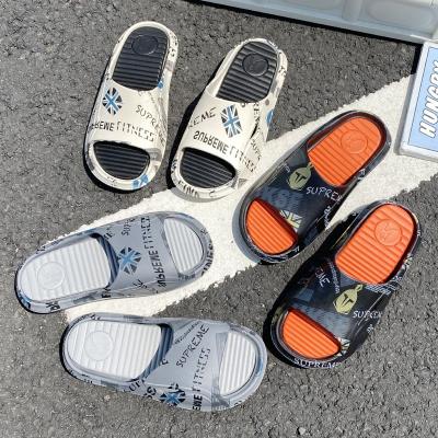 China 2022 fashion trend hot sale women home slippers fashion men casual sandals outdoor beach sports slippers for men for sale