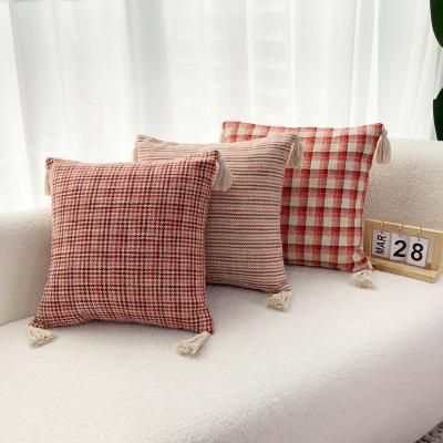 China Retro Tassel Sofa Cushion Cover Pillowcase Houndstooth Geometric Cotton Plaid Cover Viable Classic Canvas Pillowcase for sale