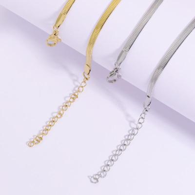 China Hot Selling Custom Vintage Hip Hop Women 14k Gold Plated Jewelry Stainless Steel Snake Choker Necklace Flat Chain for sale