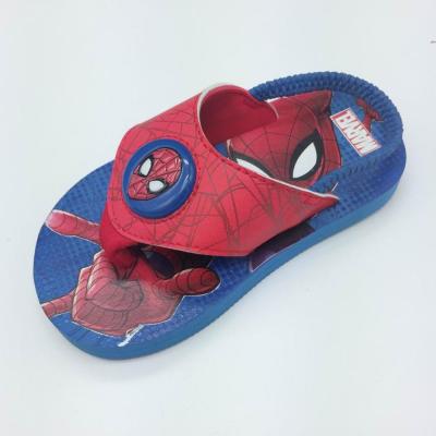 China 2020 summer new style spiderman breathable flip flops for boys LED light kids beach sandals for kids for sale