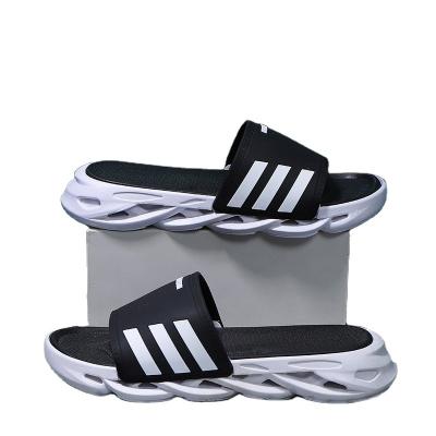 China Fashion anti-skid slippers for men's and women's summer bar slide men's and women's trend Thick-based sandals new three 2021 slippers for sale