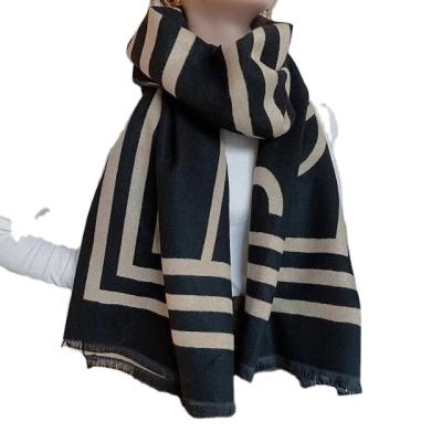 China Wholesale Casual Cashmere Winter Long Scarf Ladies Long Shawl Scarf for sale