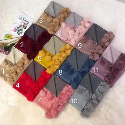 China 2019 New Color Candy Explosion Models Scarf Core Yarn Hot Ball European American Solid Color Scarf Color Matching Scarf for sale