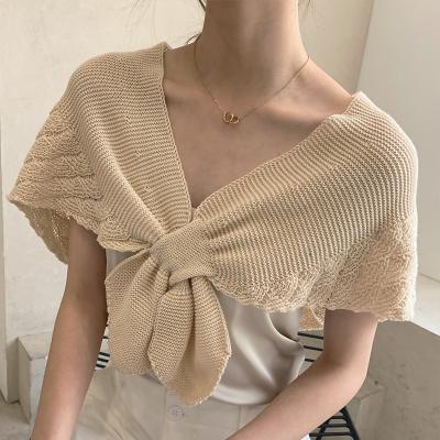 China Korean Knitted Crochet Hollow Collar Women Small Shawl Decorative Women Clothes Accessories Detachable Fake Collars for sale