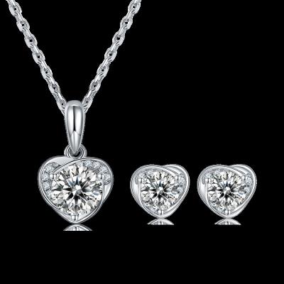 China New FASHIONABLE pure style S925 Sterling Silver Heart Shape D VVS Moissanite Diamond Wedding Necklace Stud Earring jewelry set for ladies for sale