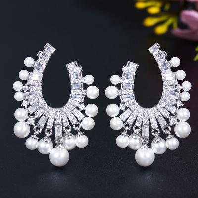 China Wholesale Luxury FASHIONABLE Jewelry 18K Fine Gold Plated Iced Out CZ Cubic Zircon Freshwater Pearl Circle Tassel Earring For Women for sale