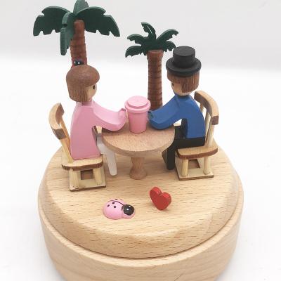 China Portable Valentine's Gift Hand Crank Carousel Music Box Movement For Girlfriend for sale