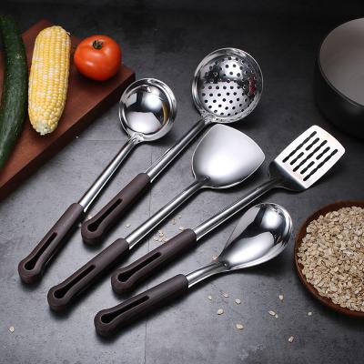 China 18/10 Stainless Steel Plastic Handle Strainer Spatula Soup Spoon Sustainable Kitchen Utensil for sale