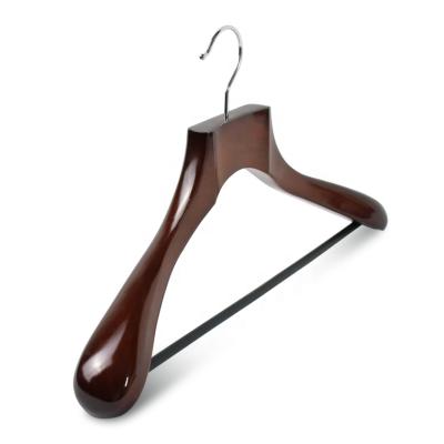 China Traditional Luxury Suits Hanger Cherry Color Wooden Material Wide Shoulder Customized for sale