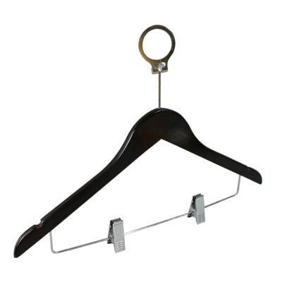 China Wholesale Hangers CLASSIC Ring Wood Hanger Hotel Anti Theft for sale