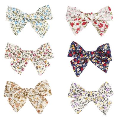 China 2020 Summer Trendy Handmade Baby Hair Bows Clips Kids Cotton Fabric Floral Hairpins School Girls Bow Hair Clips Accessories for sale