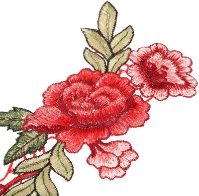 China Viable Embroidered Patches Flower Sew On Patches Rose Patch For Jeans, Apparel, Hat, Shoes for sale