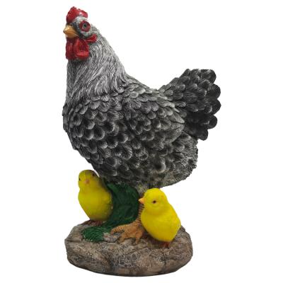 China World Custom Hen With Chick Statue Garden Decoration Animal Farmhouse Resin Chicken Life Size Figurine for sale