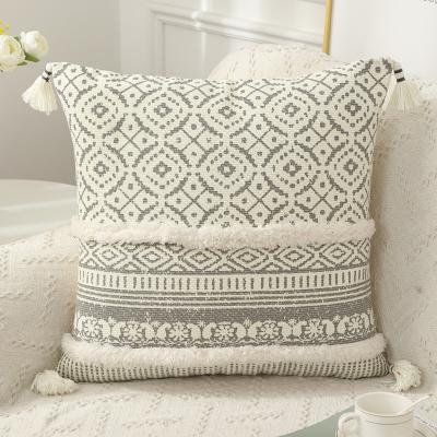 China Anti-Static Factory Directly Supply Cotton Tufted Yarn Woven Pillow Moroccan Statistical Institute Wind Sofa Pillow Cover Tassel Cushion Retro Cover Style for sale