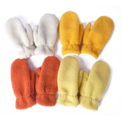 China Warm& Comfortable Multicolor Simple Cute Plush Polyester White Warm Winter Gloves for sale