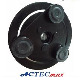 China Black Steel Auto Compressor Clutch Hub For Nissan III Air Conditioning Systems for sale