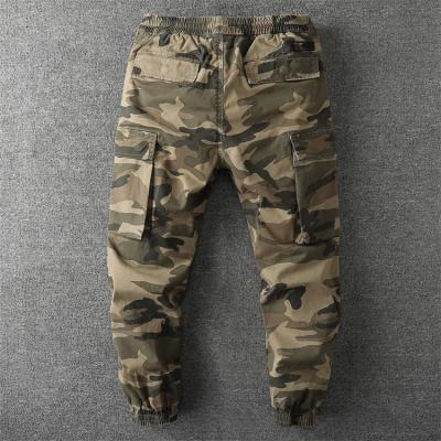 China Anti-wrinkle camouflage men cargo pants front pockets zipper decoration cotton pants for men for sale