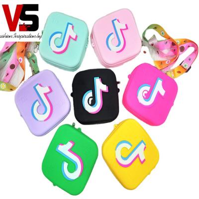 China New design Tiktok fashion silicone bag change purse children's small messenger bag bag fashion accessories for sale