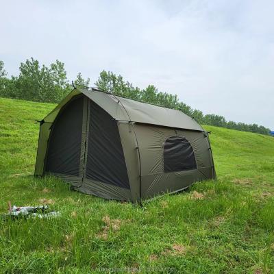 China Camouflage/Field Game Self-standing Wind-resistant Self-driving Tent for sale