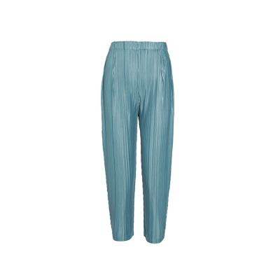 China 2021 new Anti-wrinkle pencil pants pleated solid color slim women's pants for sale