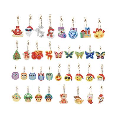 China New Wholesale Diamond Painting Keychain Cartoon Animal Pattern Round Drill Special Shaped 5D Art for sale