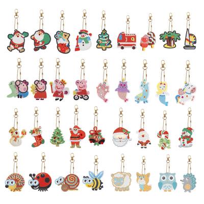 China New DIY Diamond Painting Keychain Animal Round drill wholesale and special 5D shaped art of drill cartoon for sale