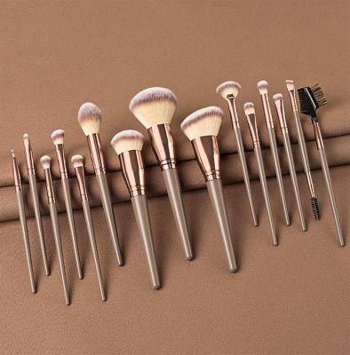 China Smudge Brush 2022 New Style Vegan Makeup Brushes 7pcs/10pcs/15pcs Professional Custom Makeup Brush Set Private Label for sale