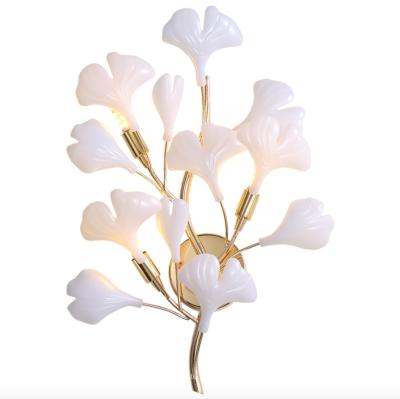 China Bedroom Modern Creative Corridor Lamp Wall Decorative Ginkgo Wall Lamp for sale