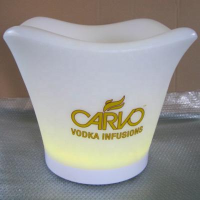 China Viable Creative Four Corners RGB Plastic Flashing Vodka Led Glow Ice Bucket for sale