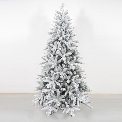 China Hinged Most Popular Mixed PVC PE Tree Assembled Christmas Tree For Outdoor Christmas Display for sale