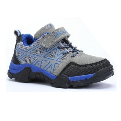 China Fashion Trend Wholesale Goods Comfortable Kids Outdoor Hike Shoes for sale