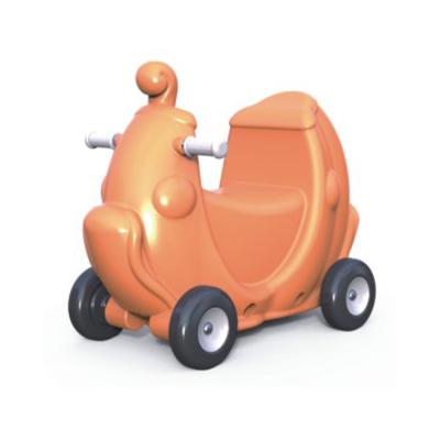 中国 Kindergarten item children indoor toys baby walker car plastic rocking horse kids ride on toy plastic car 販売のため