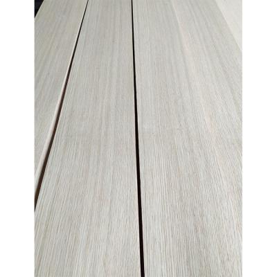 China China Modern High Grade 0.5mm Natural White Oak Veneer Quarter Cut for sale