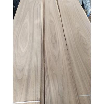 China Good Modern Design 0.45mm USA Natural Walnut Wood Veneer Crown Cut for sale