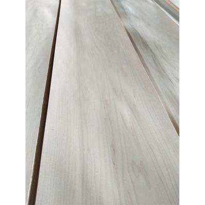 China Modern Professionally Made American Maple Wood Veneer Crown Cut For Furniture for sale