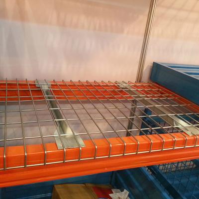 China Customized Corrosion Protection Galvanized For Warehouse Storage Rack Decking Wire Mesh for sale