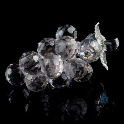 China China high quality diamond cut clear crystal grape for special home decorations for sale