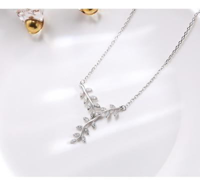 China Fashion Trendy Hot Sale Leaf Pendant Necklace S925 Sterling Silver Rhinestone Choker Chain For Women Gift for sale