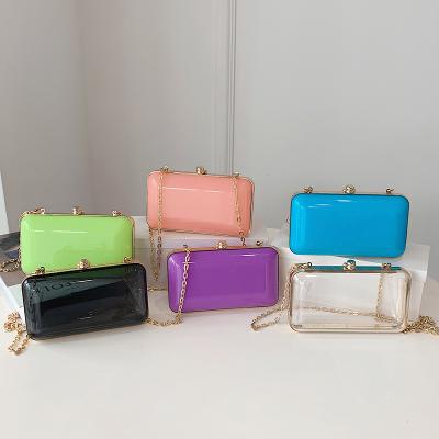 China Trendy Messenger Bags 2021 Trendy Ladies Grab Wedding Clips Box Bag Fashion Transparent Acrylic Girls Women Party Bags for sale